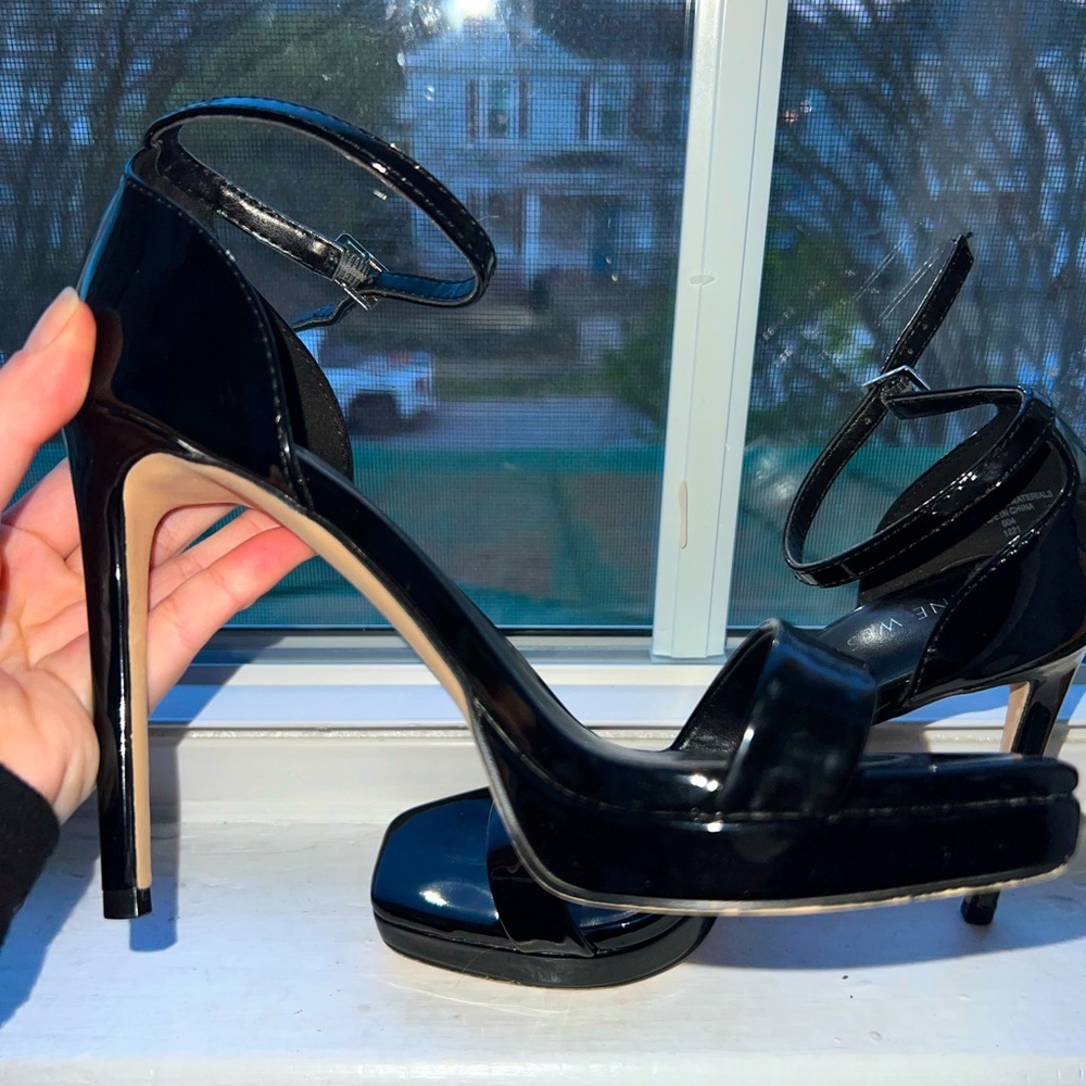 Nine West Black Strap Sandal Heels US 5.5